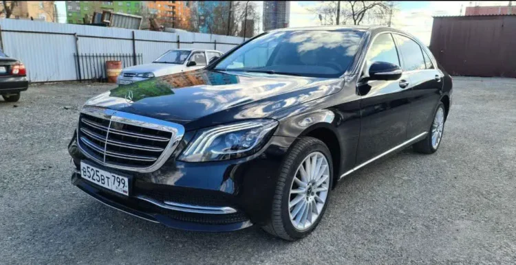 Татат: Mercedes S 350 седан 2019 года