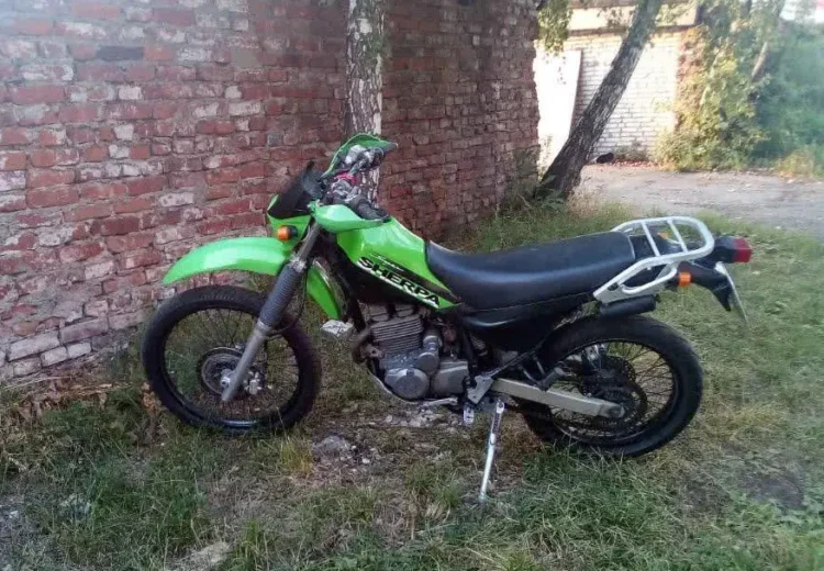 Татат: Эндуро Kawasaki Super Sherpa