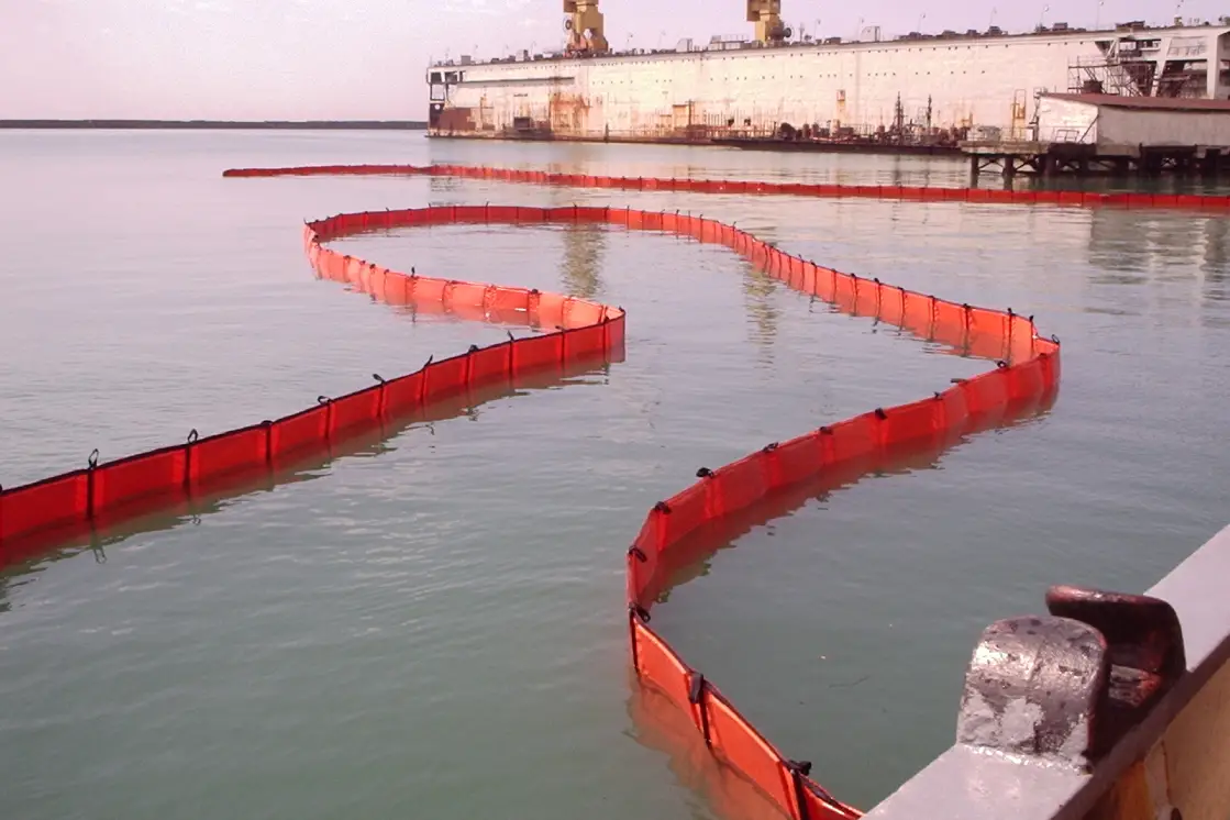 Татат: Плоские боновые заграждения для защиты водоёмов