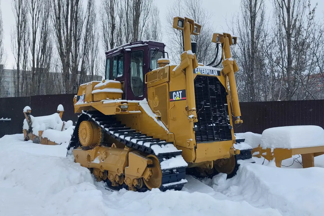 Татат: Бульдозер Cat D9R с рыхлителем в отличном состоянии